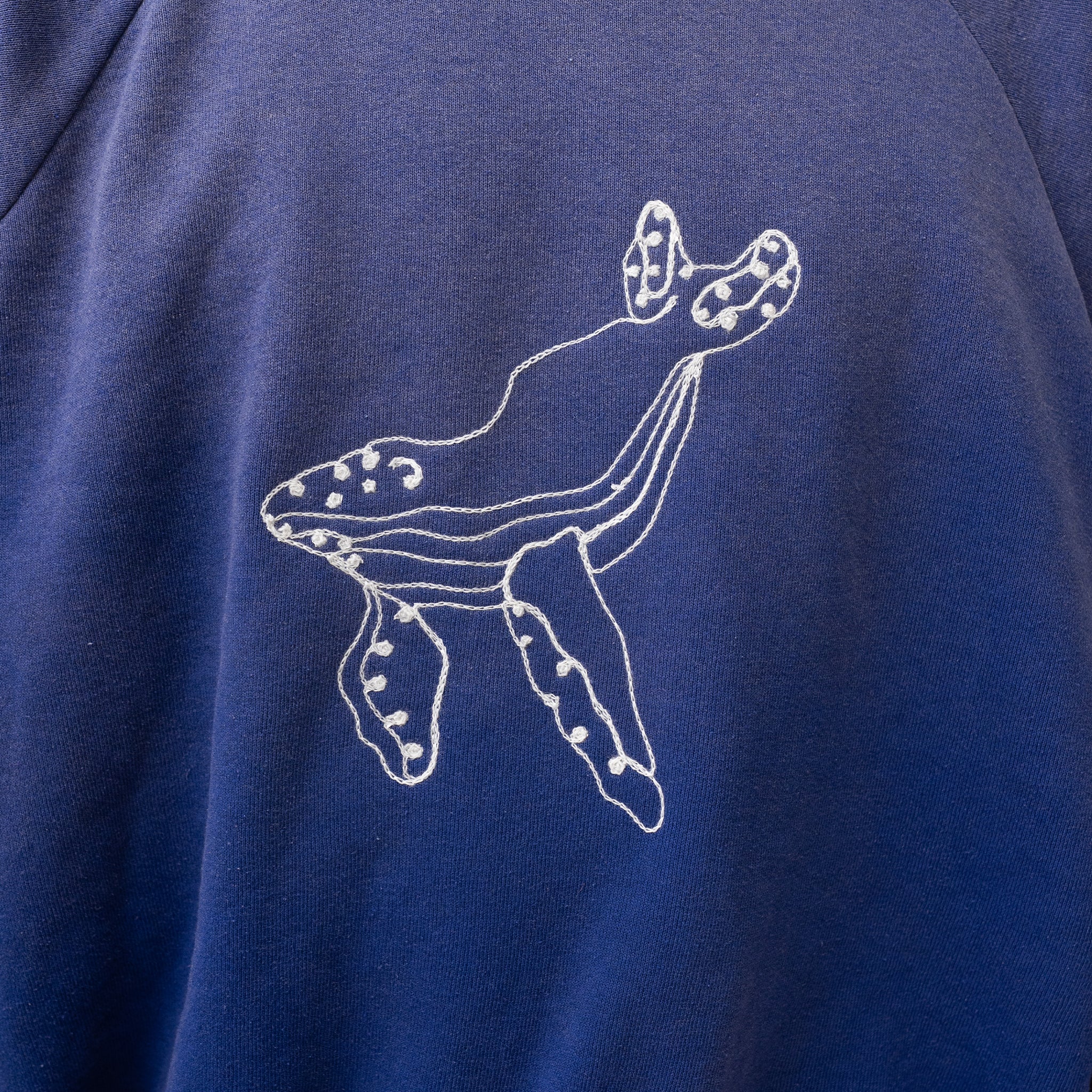 Vintage Whale Crew #12 MEDIUM