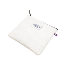 Load image into Gallery viewer, Sail Zip Pouch (Natural)
