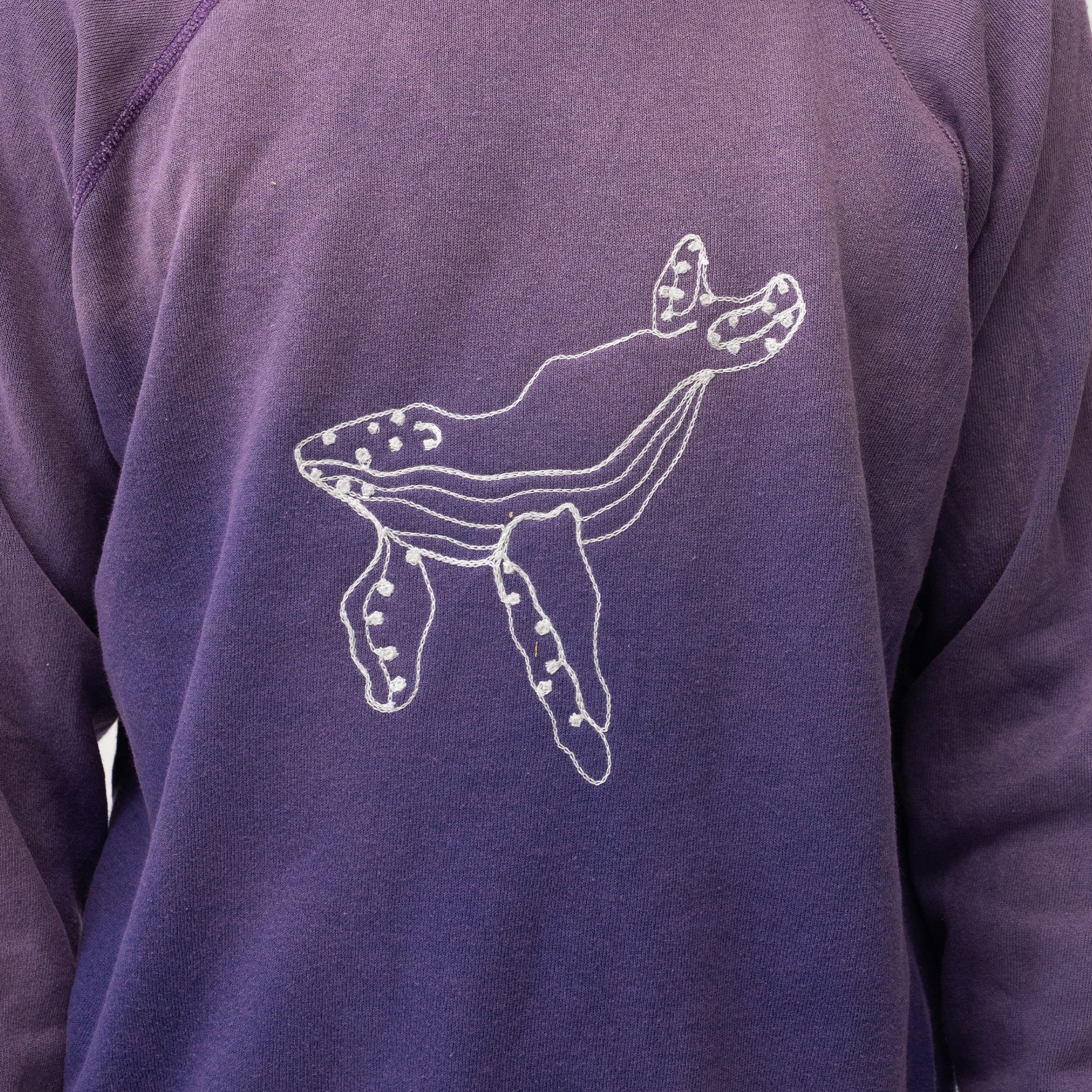 Vintage Whale Crew #30 MEDIUM