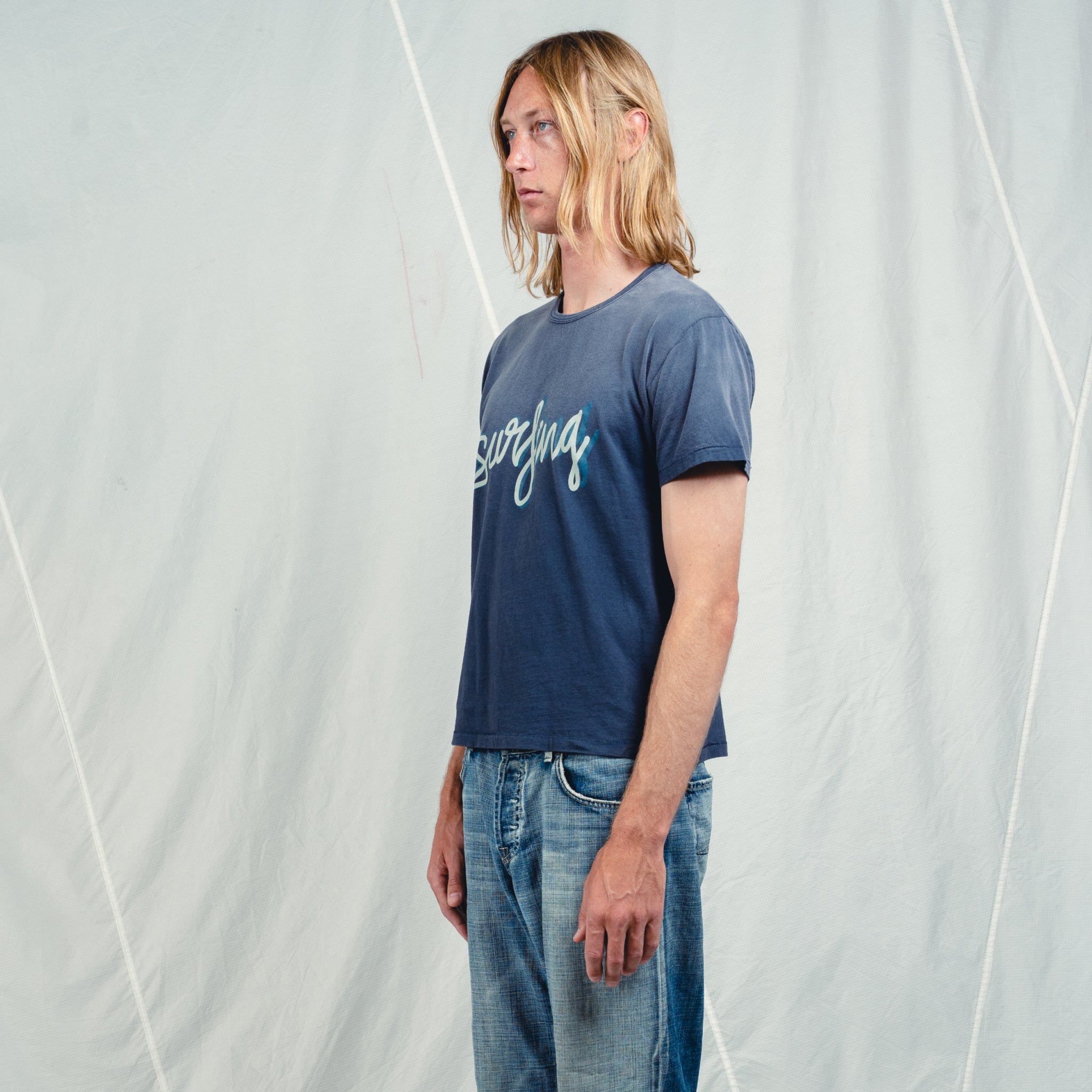 Surfing Tee (Washed Navy)