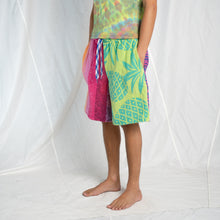 Load image into Gallery viewer, Towel Short #19 LG/XL
