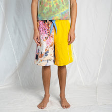 Load image into Gallery viewer, Towel Short #4 SM/MED
