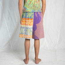 Load image into Gallery viewer, Towel Short #4 SM/MED
