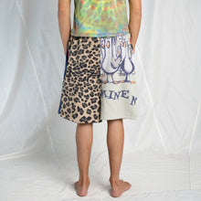 Load image into Gallery viewer, Towel Short #13 LG/XL

