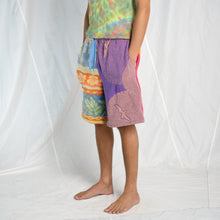 Load image into Gallery viewer, Towel Short #8 SM/MED
